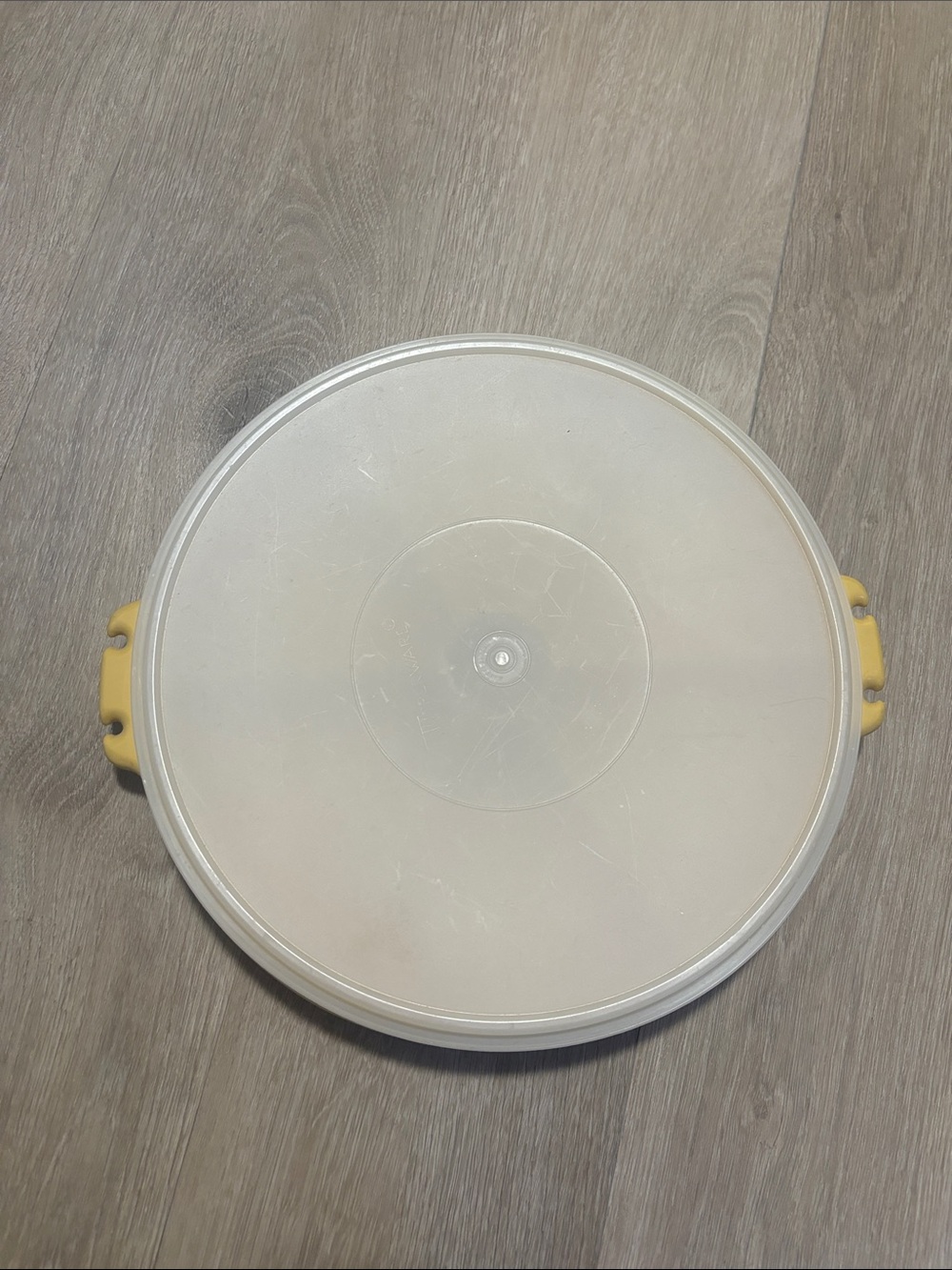 TUPPERWARE - Picture 2 of 4